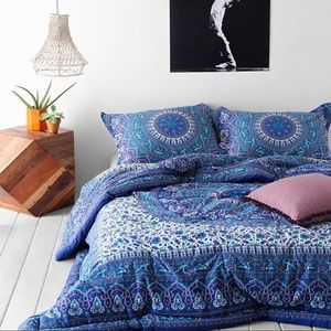 Urban Outfitters Comforter